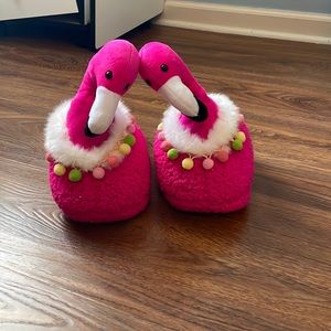 American Eagle pink flamingo slippers! Size 10